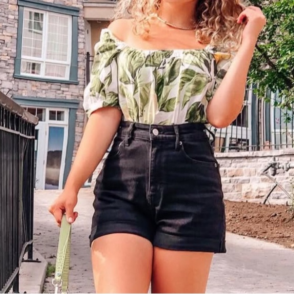 Leaf Print Off-Shoulder Top